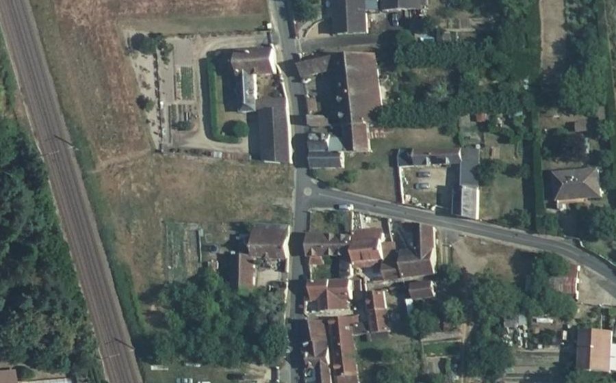 Vue aérienne du Mini-giratoire n°685786679