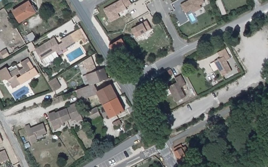 Vue aérienne du Mini-giratoire n°687617851