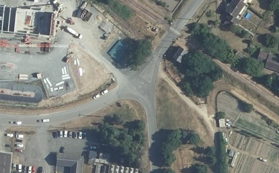 Vue aérienne du Mini-giratoire n°689309305