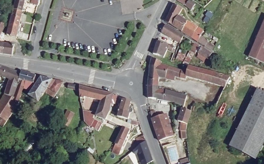 Vue aérienne du Mini-giratoire n°694428892