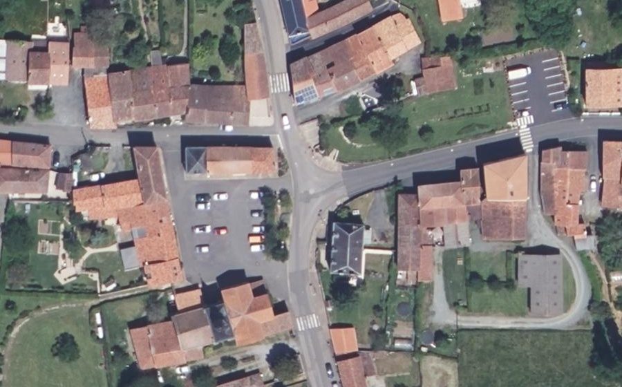Vue aérienne du Mini-giratoire n°697155725