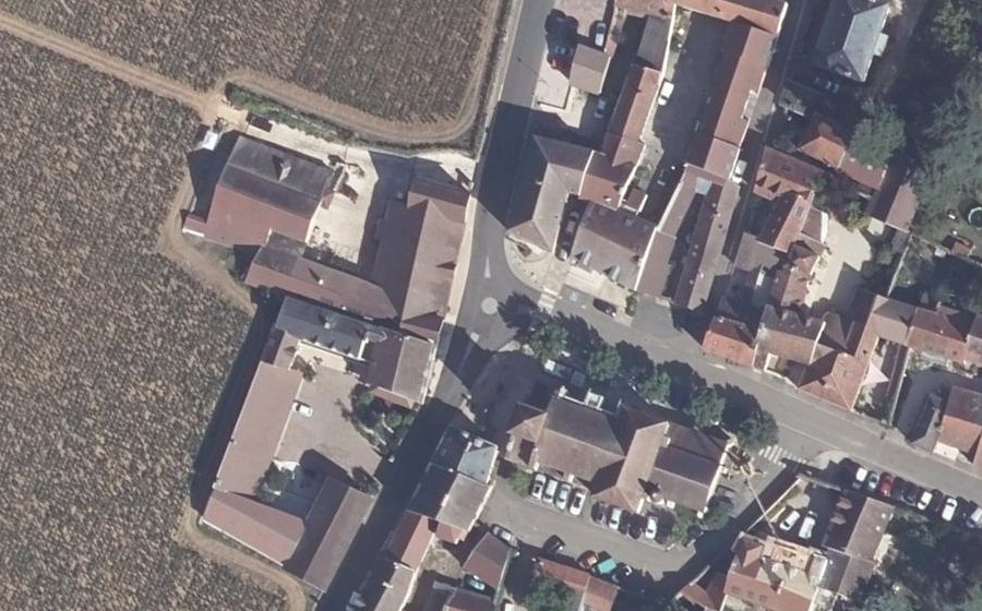 Vue aérienne du Mini-giratoire n°702971751