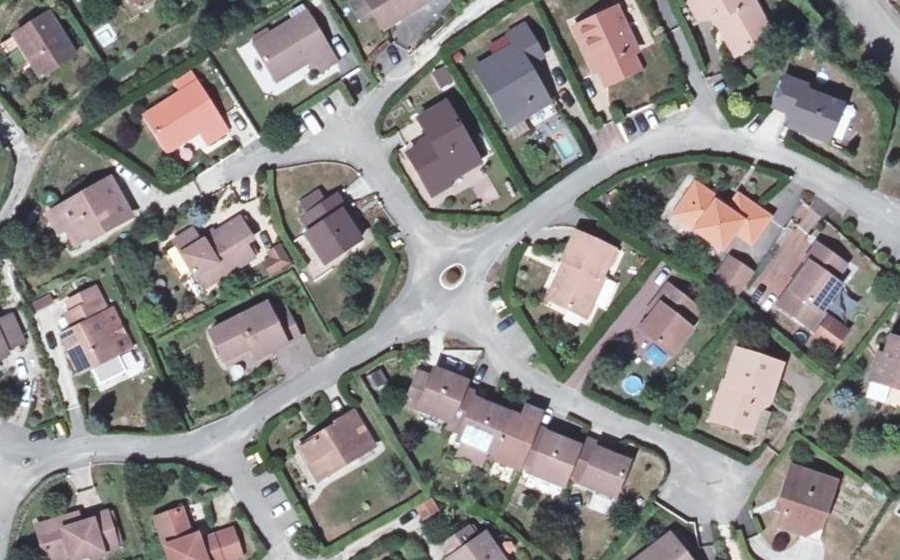 Vue aérienne du Mini-giratoire n°703266583