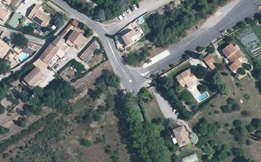 Vue aérienne du Mini-giratoire n°710025447