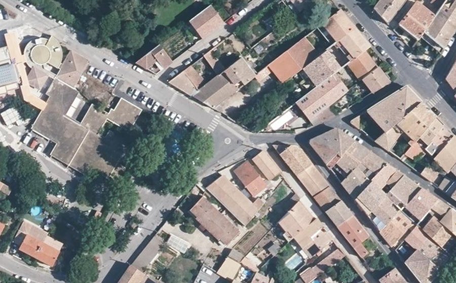 Vue aérienne du Mini-giratoire n°717258573