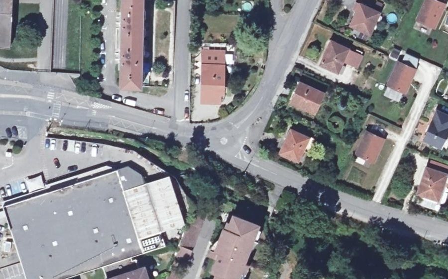 Vue aérienne du Mini-giratoire n°719241418
