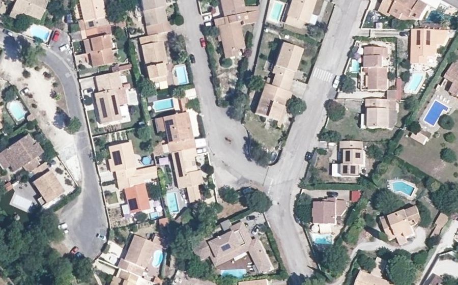 Vue aérienne du Mini-giratoire n°724936058