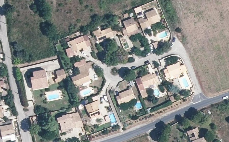 Vue aérienne du Mini-giratoire n°725243906