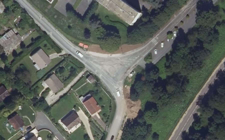 Vue aérienne du Mini-giratoire n°726834772