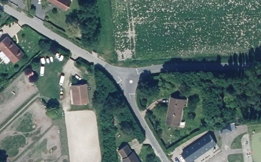 Vue aérienne du Mini-giratoire n°727463649