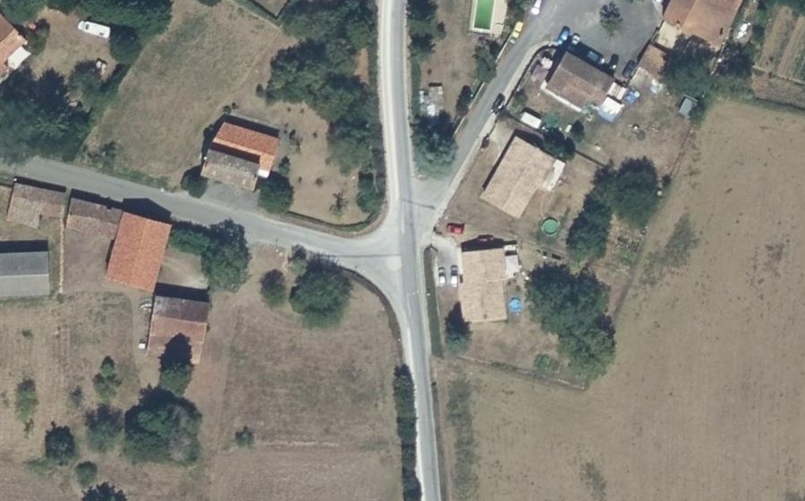 Vue aérienne du Mini-giratoire n°729691807