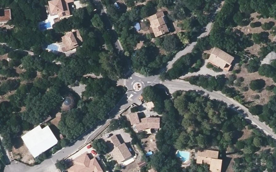 Vue aérienne du Mini-giratoire n°733647426