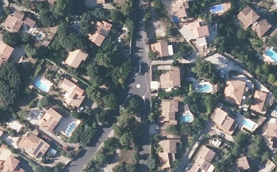 Vue aérienne du Mini-giratoire n°733671632