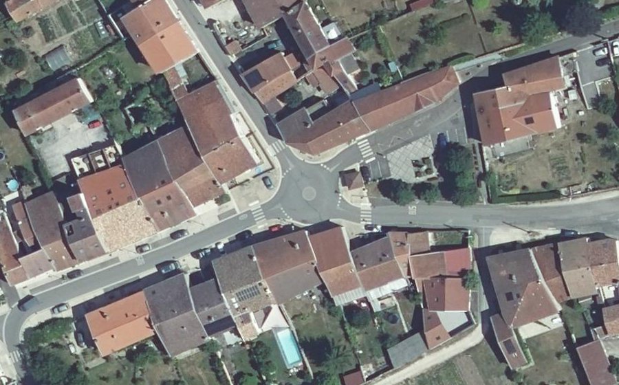 Vue aérienne du Mini-giratoire n°734905688