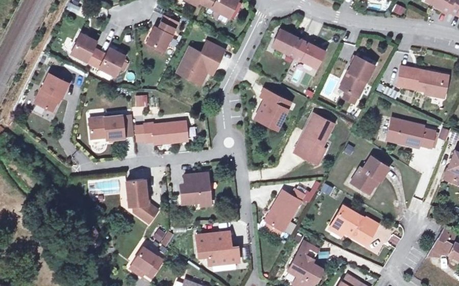 Vue aérienne du Mini-giratoire n°735108028