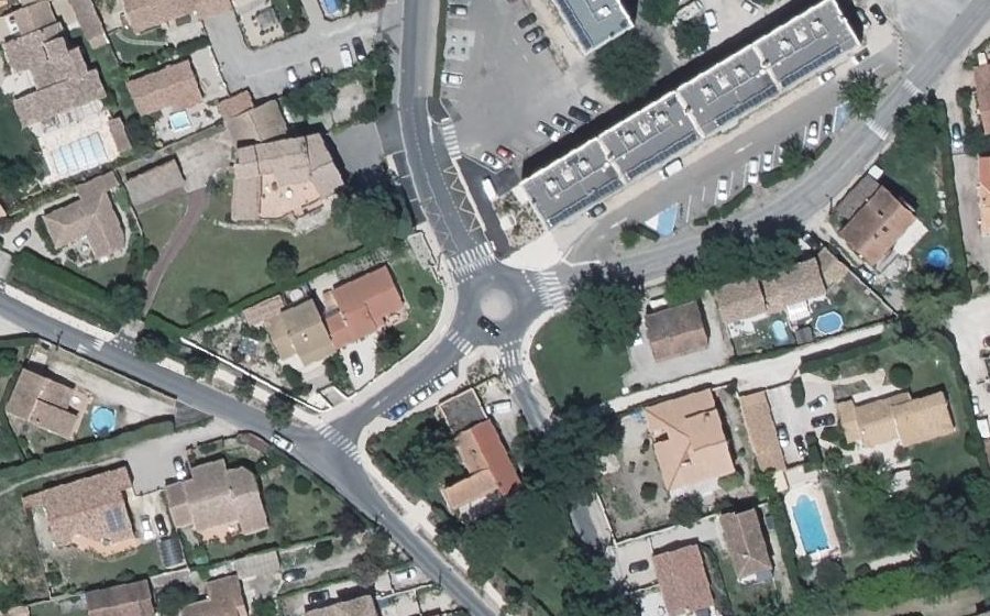 Vue aérienne du Mini-giratoire n°735218210
