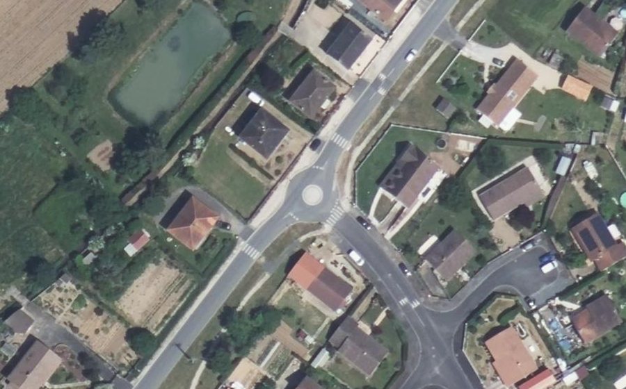 Vue aérienne du Mini-giratoire n°737758232