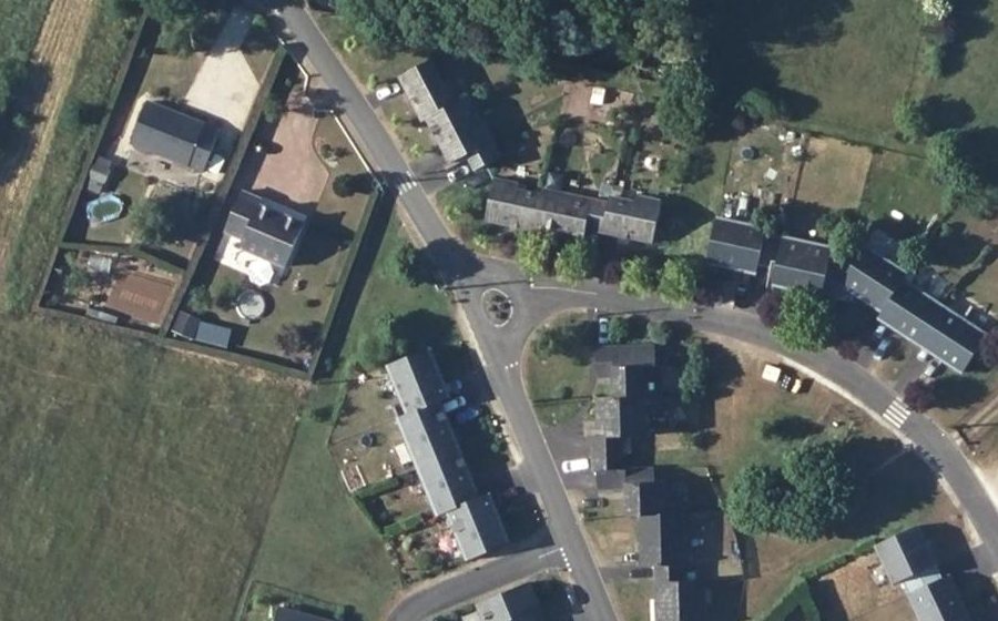 Vue aérienne du Mini-giratoire n°739594235