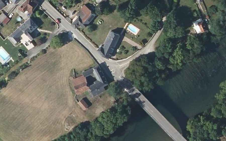 Vue aérienne du Mini-giratoire n°739978525