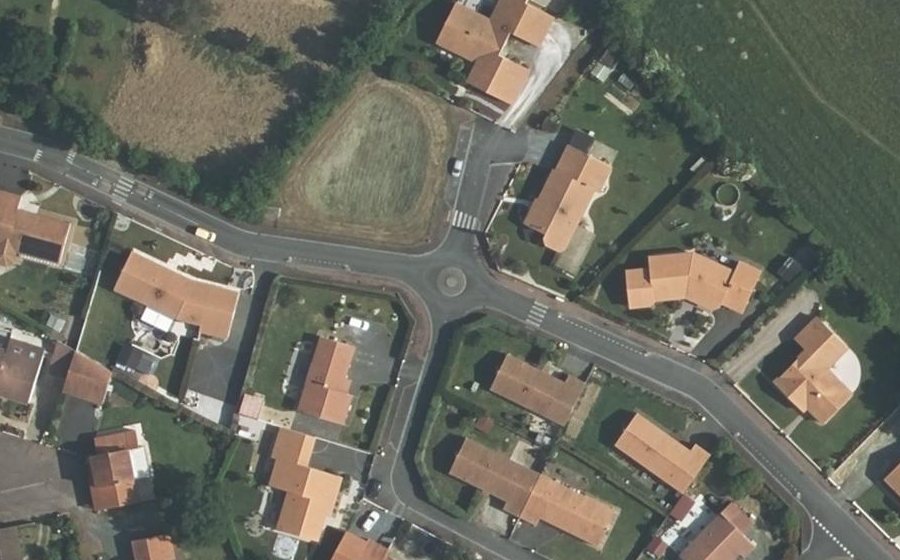 Vue aérienne du Mini-giratoire n°740769840