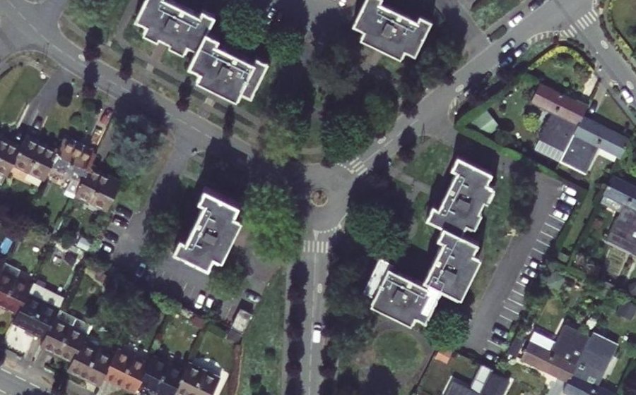 Vue aérienne du Mini-giratoire n°742645378