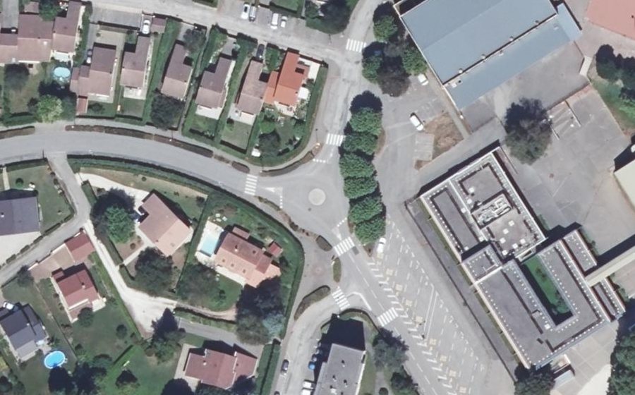 Vue aérienne du Mini-giratoire n°745639443