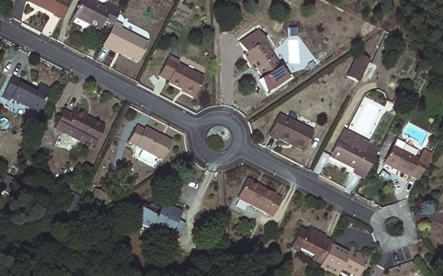 Vue aérienne du Mini-giratoire n°745780274