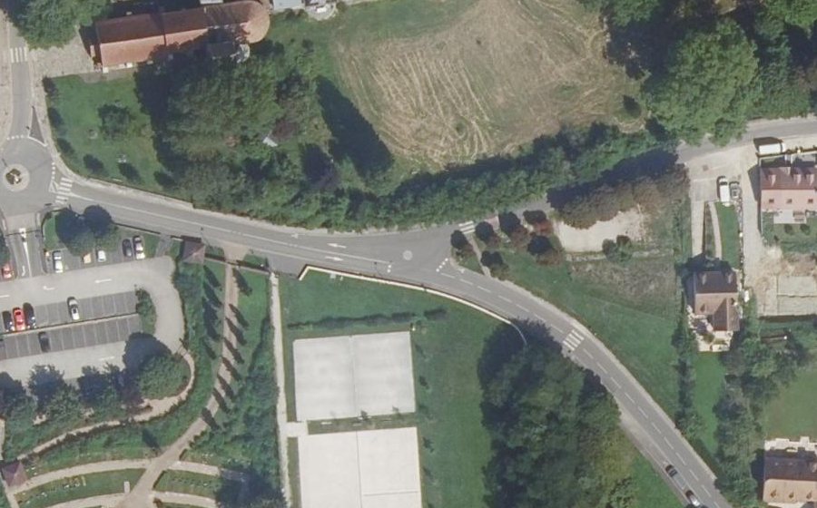 Vue aérienne du Mini-giratoire n°748713361