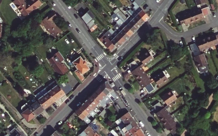 Vue aérienne du Mini-giratoire n°750842328