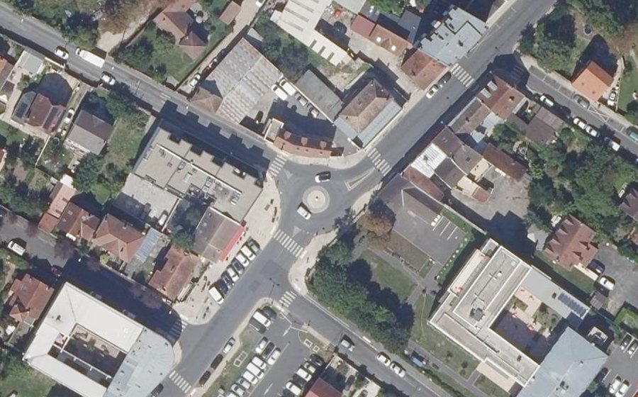 Vue aérienne du Mini-giratoire n°752211075