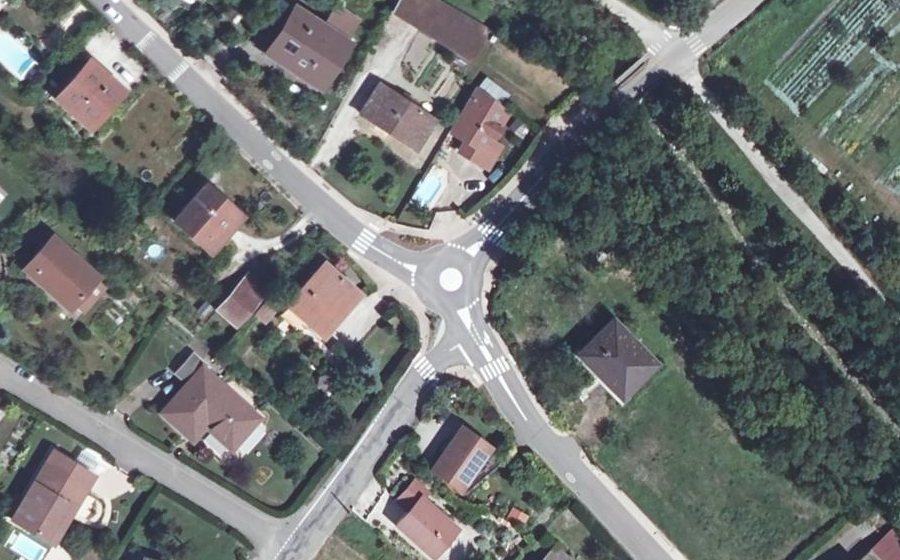 Vue aérienne du Mini-giratoire n°752221737