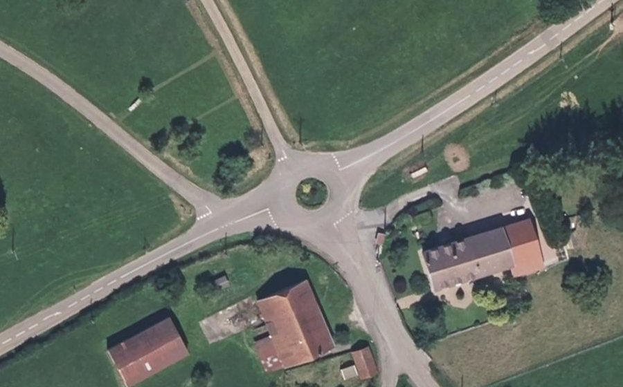 Vue aérienne du Mini-giratoire n°761214834