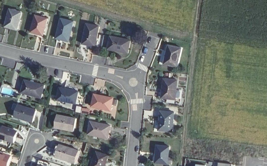 Vue aérienne du Mini-giratoire n°765979936