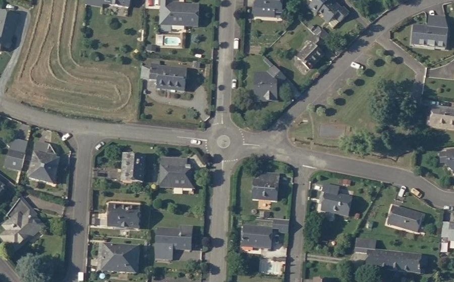 Vue aérienne du Mini-giratoire n°766947324