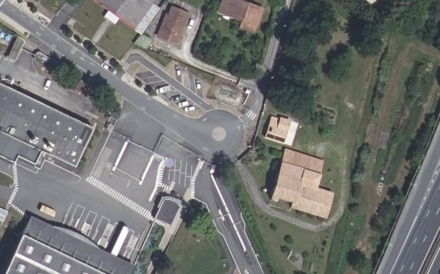 Vue aérienne du Mini-giratoire n°769091122