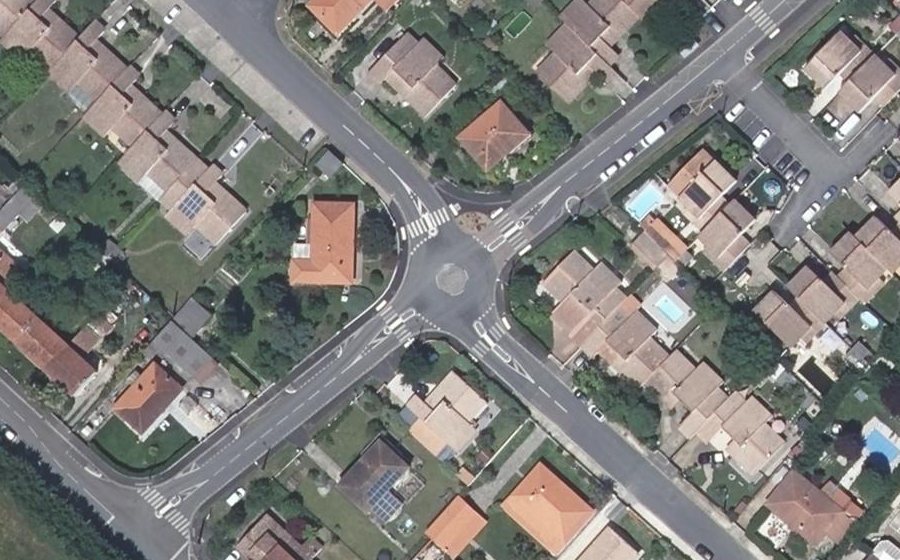 Vue aérienne du Mini-giratoire n°771336315