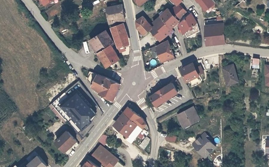 Vue aérienne du Mini-giratoire n°772295874