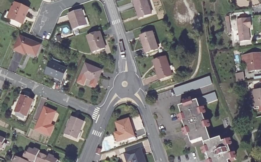 Vue aérienne du Mini-giratoire n°773522861