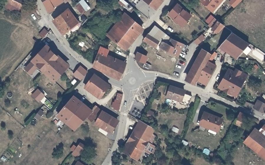 Vue aérienne du Mini-giratoire n°774564429