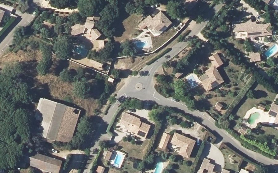 Vue aérienne du Mini-giratoire n°792691886