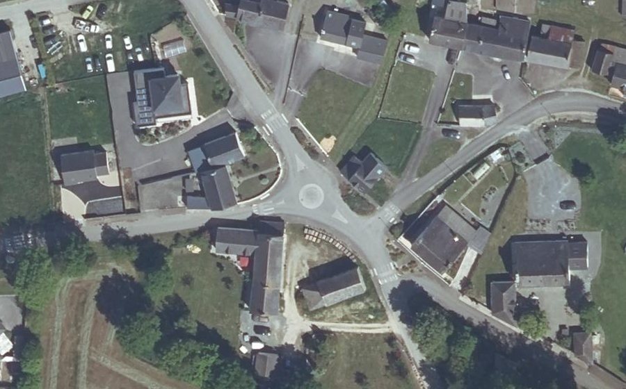 Vue aérienne du Mini-giratoire n°795341552