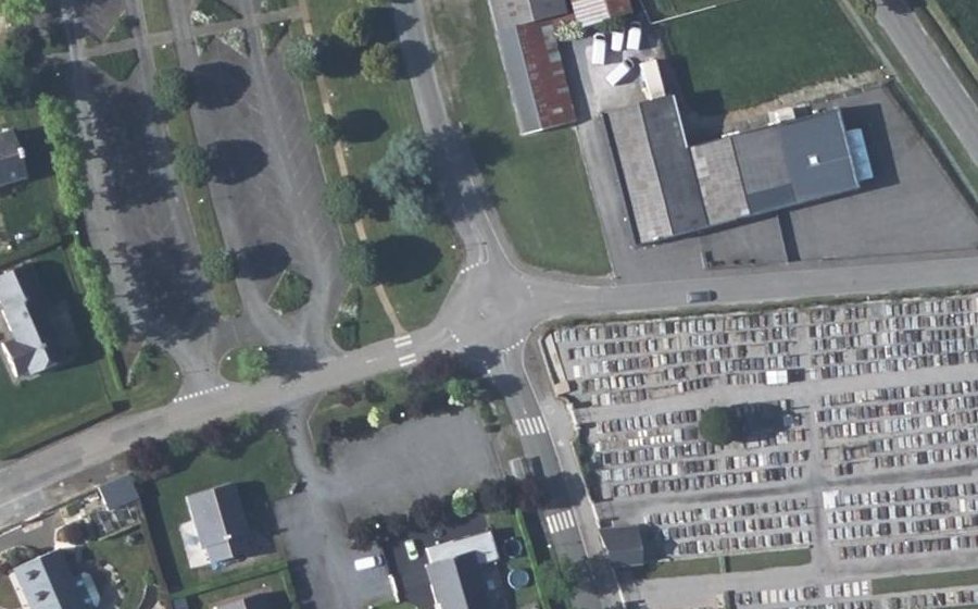 Vue aérienne du Mini-giratoire n°806858567