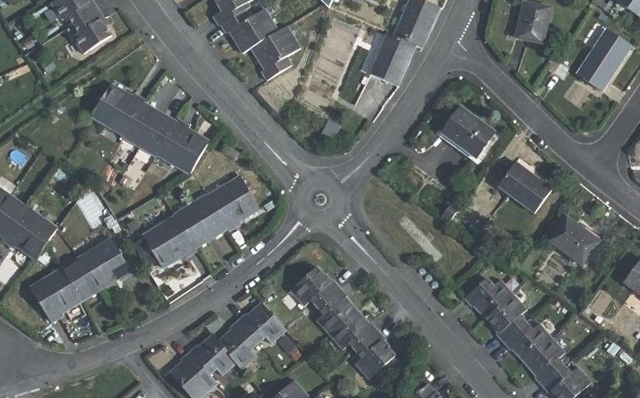 Vue aérienne du Mini-giratoire n°815081072
