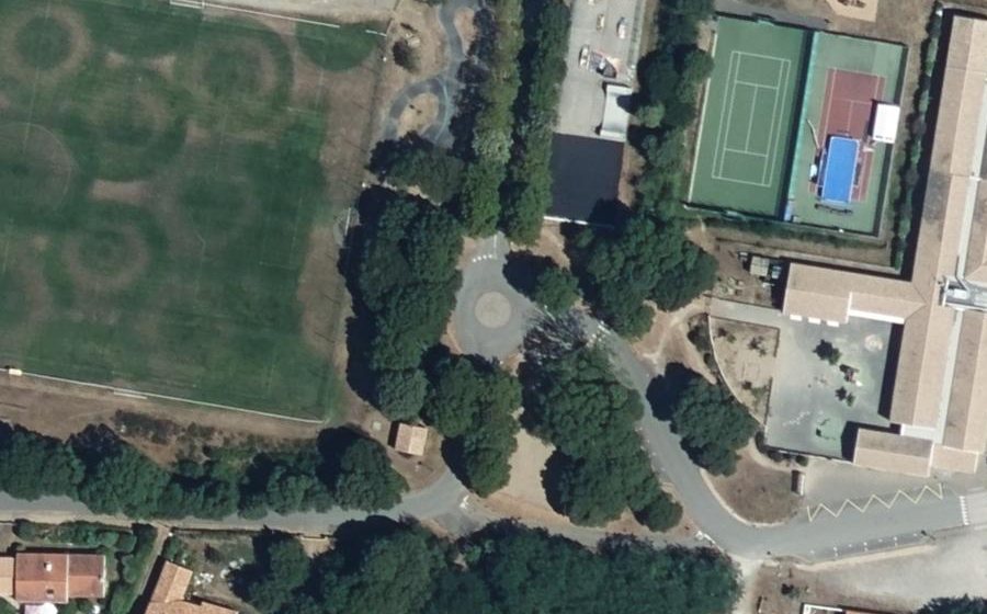Vue aérienne du Mini-giratoire n°817649925