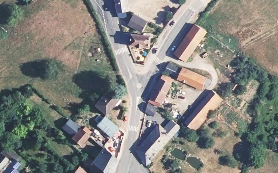 Vue aérienne du Mini-giratoire n°823847260
