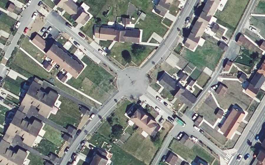 Vue aérienne du Mini-giratoire n°826551708