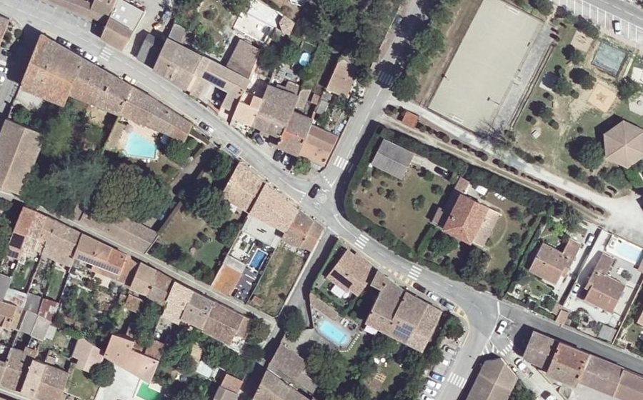 Vue aérienne du Mini-giratoire n°829865256