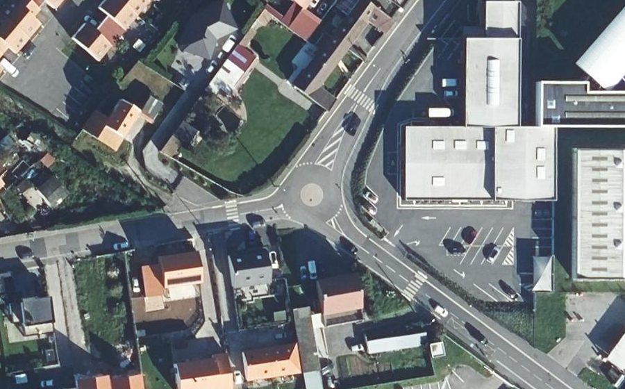 Vue aérienne du Mini-giratoire n°830644475