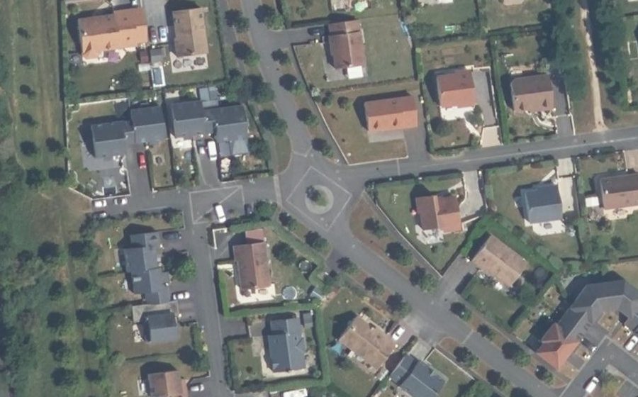Vue aérienne du Mini-giratoire n°831115185