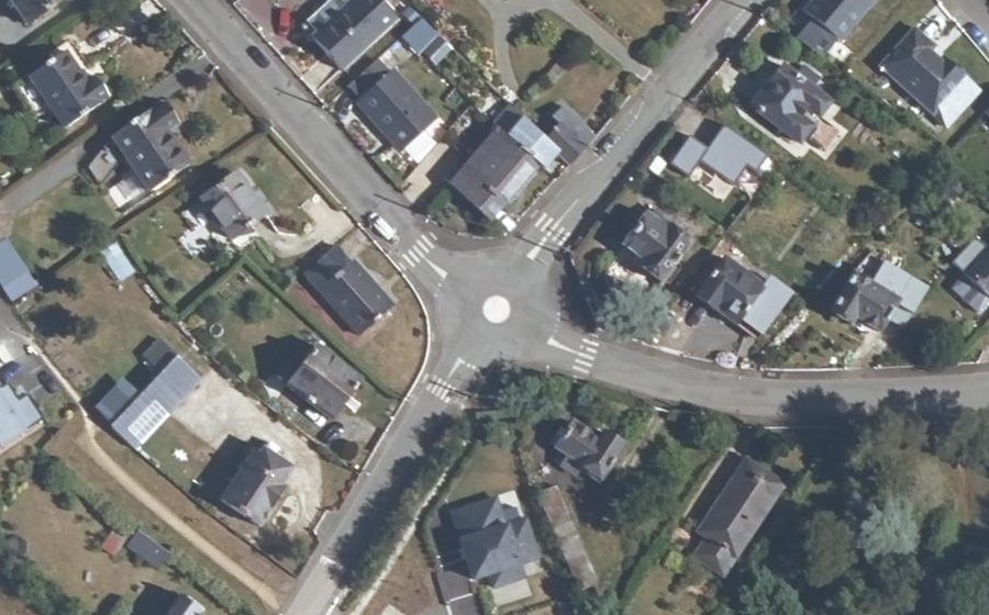 Vue aérienne du Mini-giratoire n°838128808